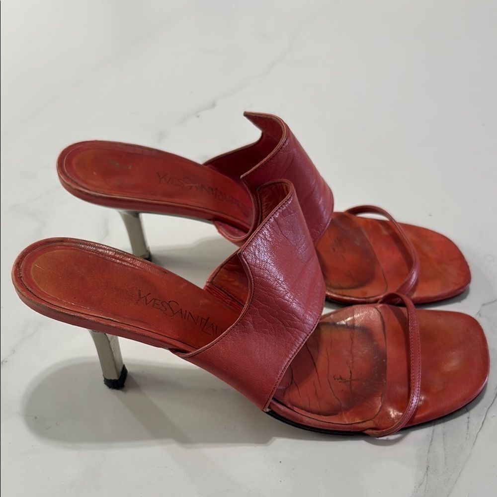 Vintage YSL heels - Picture 2 of 6